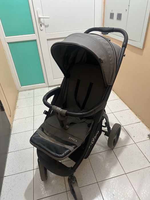 Коляска прогулочная