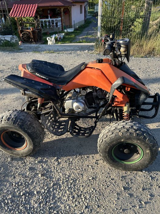 Vand sau schimb un atv si un cross