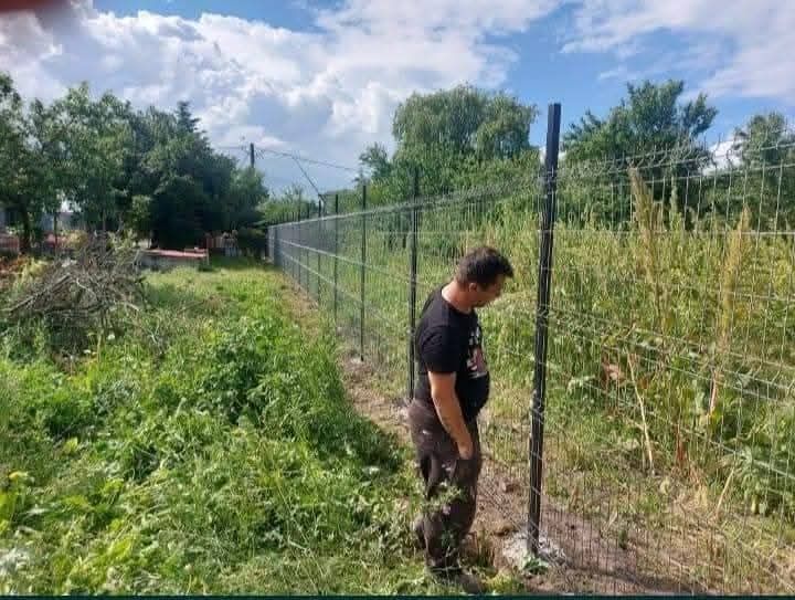 Vând garduri si porti din plasa bordurata