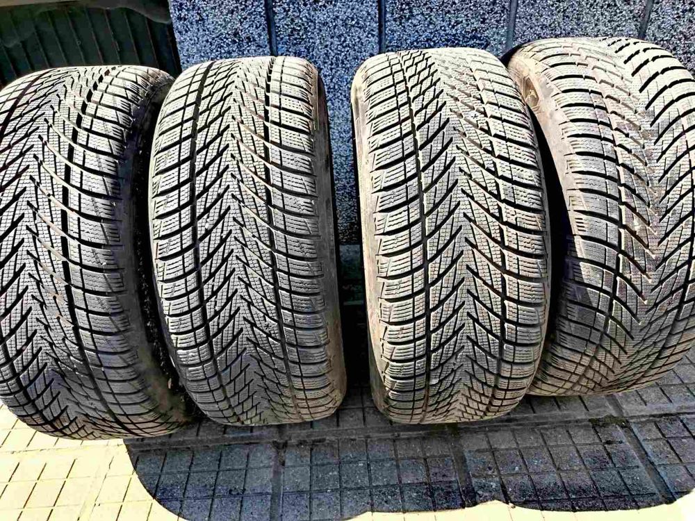 Зимни гуми Goodyear UltraGrip Perfomance 3