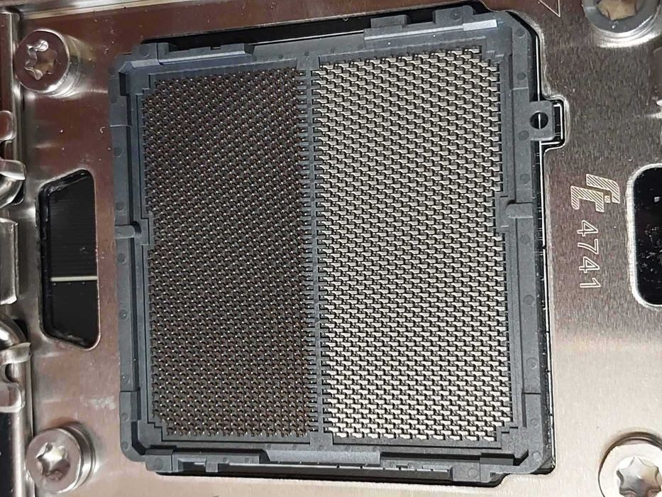 AMD Ryzen 7 9700X + MSI Pro B650-A Wi-Fi