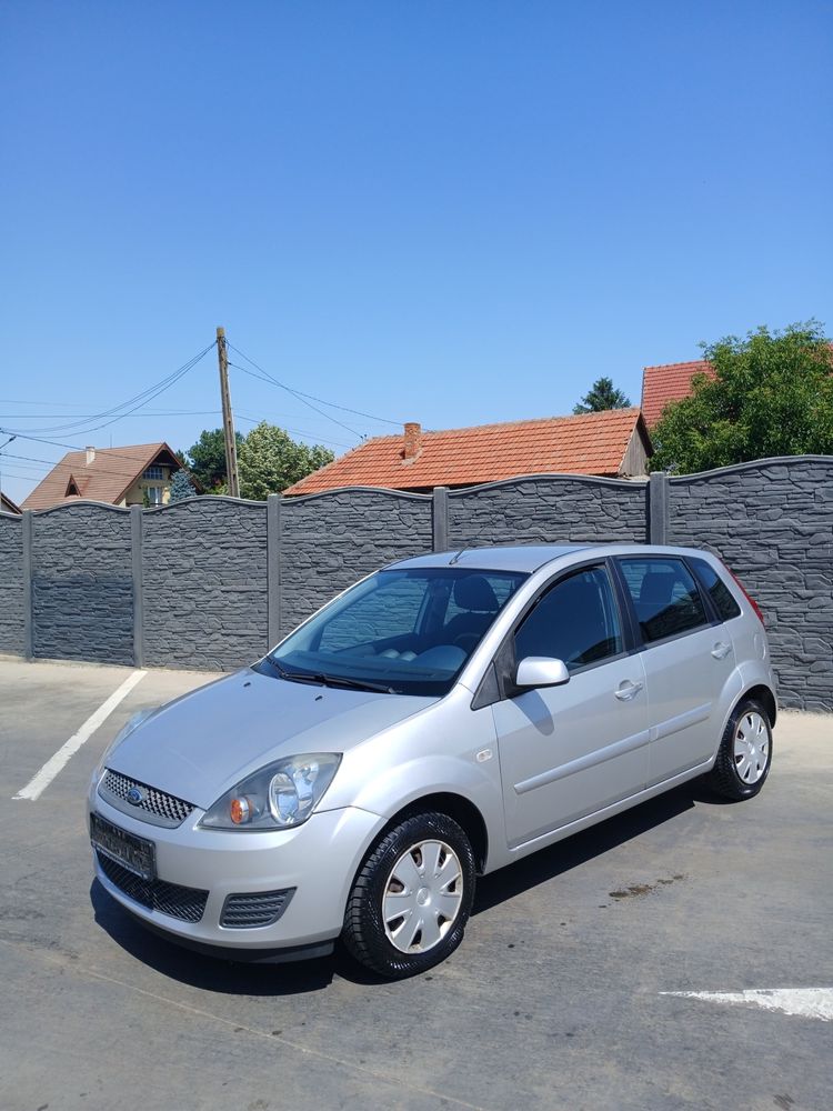 Vand Ford Fiesta 1.3Benzina 2008