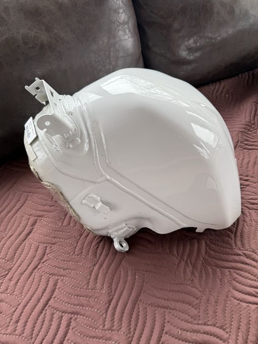 Фар,резервоар BMW S1000rr k67 2023 части