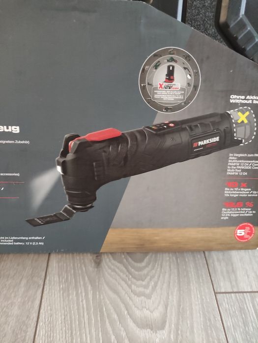 Multicutter multifuncționala 12 V Parkside Performance pe acumulator