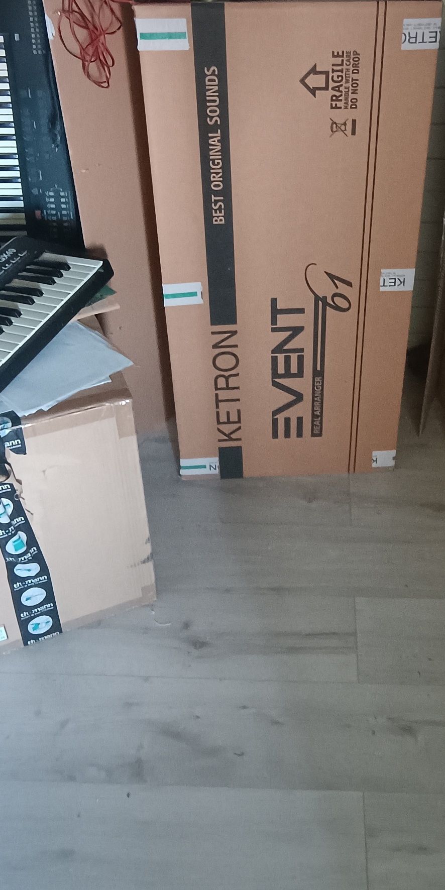 Ketron event 61 keyboard нов    korg