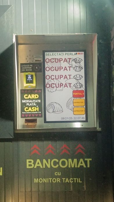 Afacere la cheie spălătorie self plus robot. .