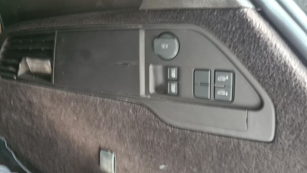 На части Туарег Touareg 239кс 240кс 2011г VW 3.0tdi ел багажник ГНП