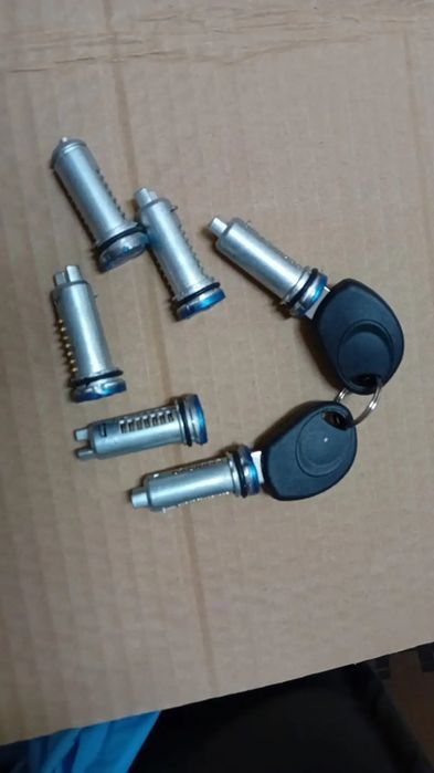 Butuc cheie iveco daily  butuc mâner iveco daily