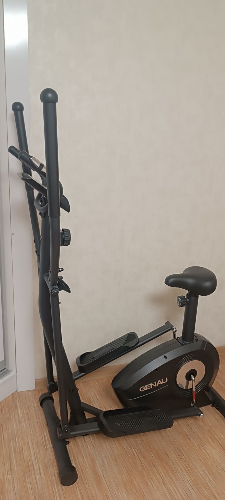 Genau Elliptical GN-101