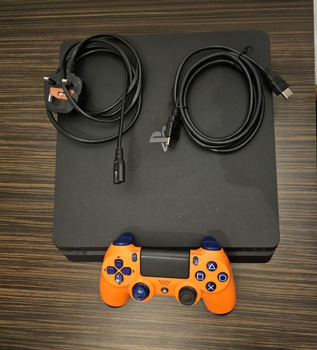 Playstation 4 slim/ 500GB