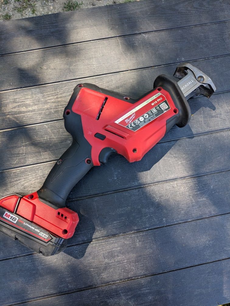 Fierăstrău Sabie Milwaukee M18 FUEL 2023