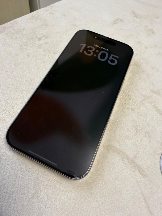 Vand iph 16 pro , 128gb , 100baterie , telefonul este intact