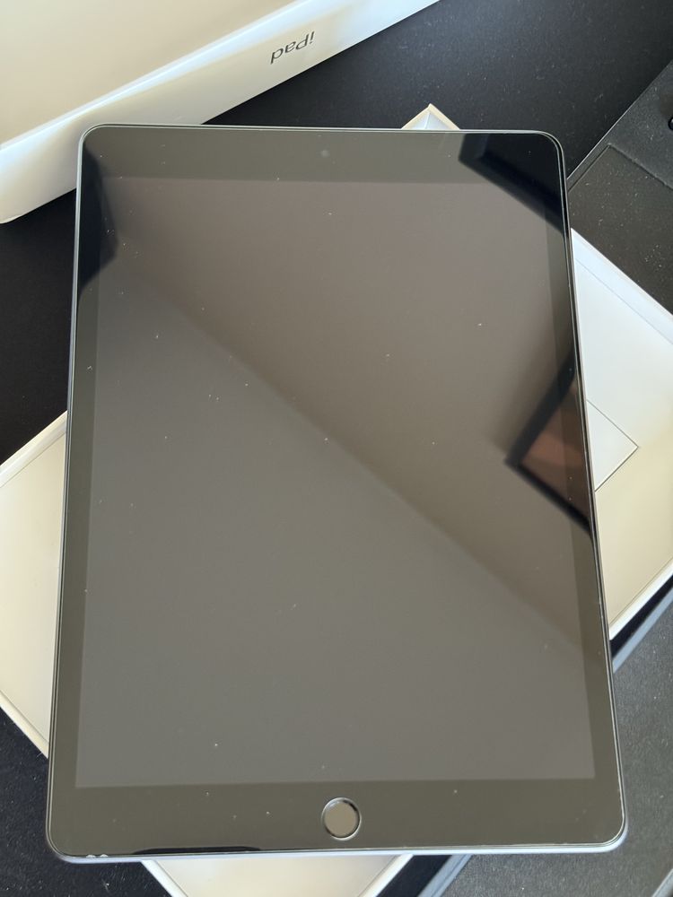 IPad A2602 9th Gen 10.2”