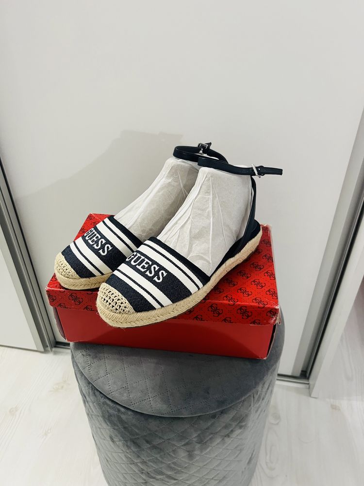 Guess, Tommy Hilfiger