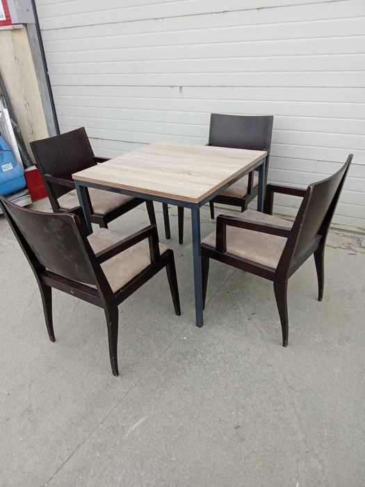 Set masă și scaune din lemn pentru restaurant / cafenea / bucătărie