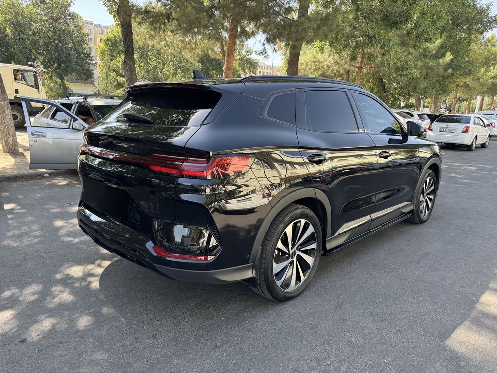 BYD Song Plus EV Champion 605 сотилади