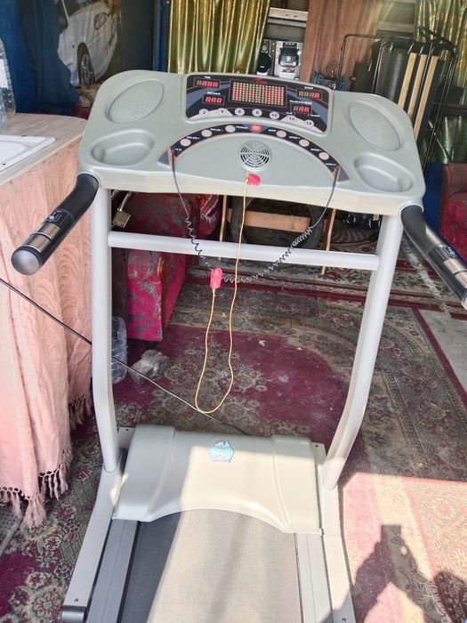 Беговая дорожка Yong Tao 525, AZ-525 Foldable Motorized Treadmill.