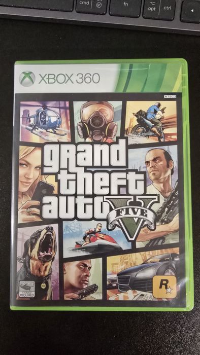 GTA 5 - Xbox 360 - 2 discuri plus harta