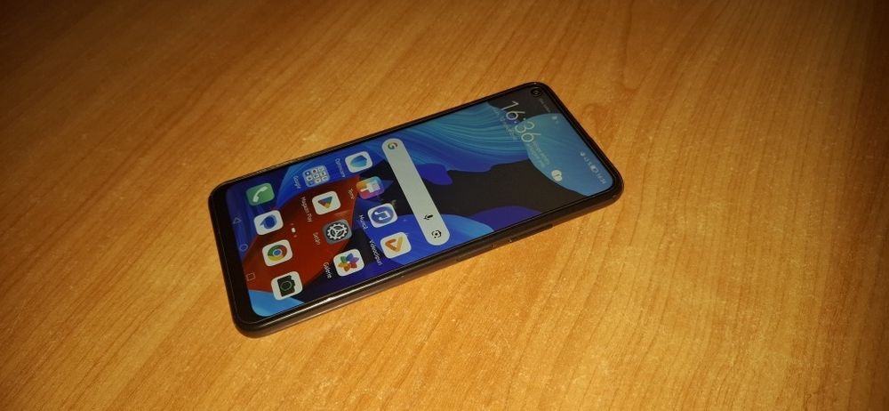 Huawei Nova 5T 128Gb/6Gb