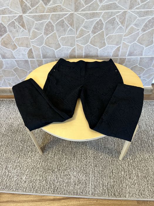 Pantaloni dama negru intens