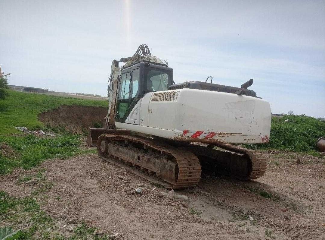 Excavator Case Cx210 2013 22.7t