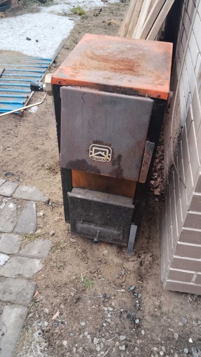 Котел отопления твердотопливный