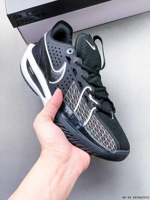 Nike Zoom GT Cut 3