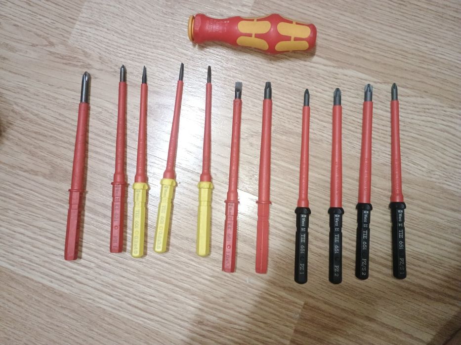 Продам отвертки вера wera