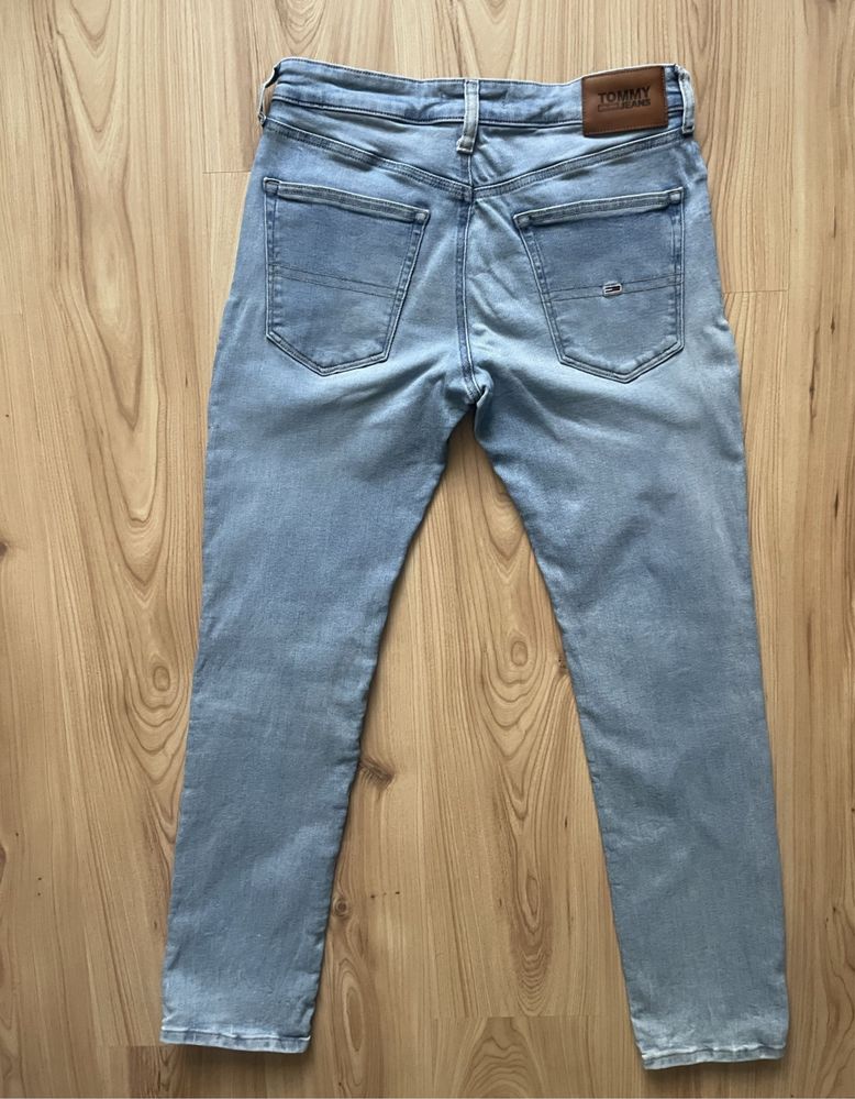 TOMMY HILFIGER / мъжки дънки W31