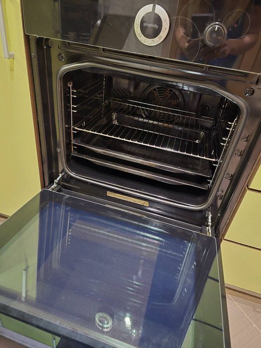 Фурна за вграждане Gorenuje