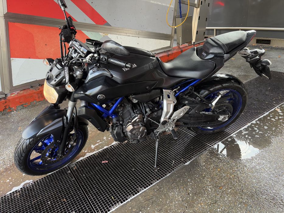 Motocicleta Yamaha MT 07 2014