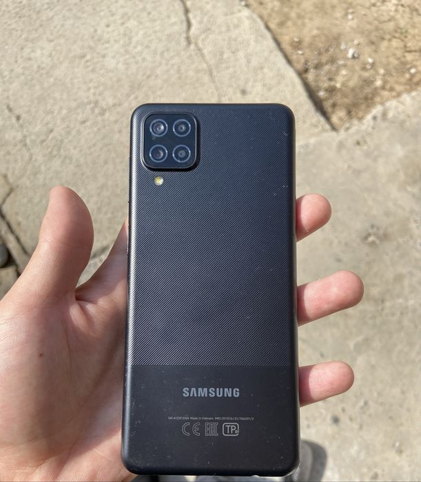 Samsung a12.