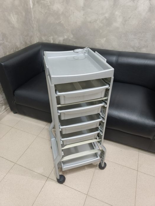 Фризьорска Помощна количка