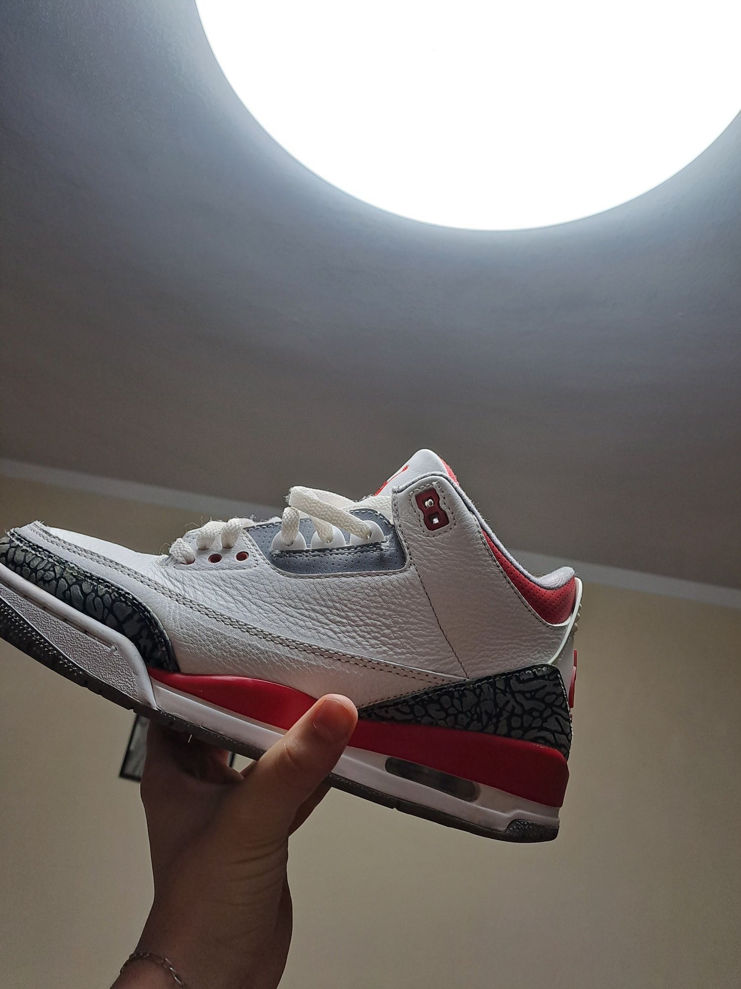 Jordan 3 fire red