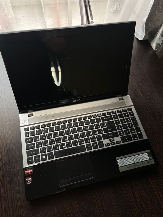 Ноутбук Acer V3 - 551G на запчасти