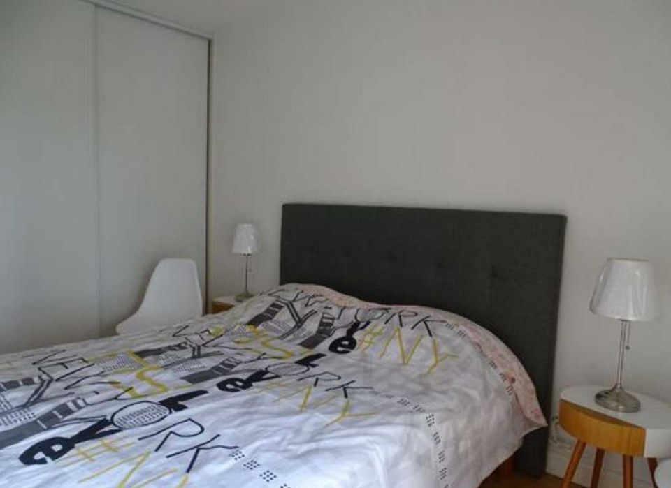 Дава се под наем Тристаен апартамент в Пловдив, Каменица 1 - 92 кв.м за 306 € - Снимка #1