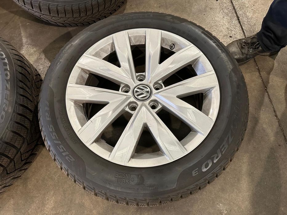 Jante Aliaj Volkswagen Arteon cu anvelope Pirelli 215 55 17 M+S 5x117