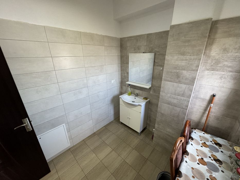 Spatiu comercial de inchiriat / depozit / hala