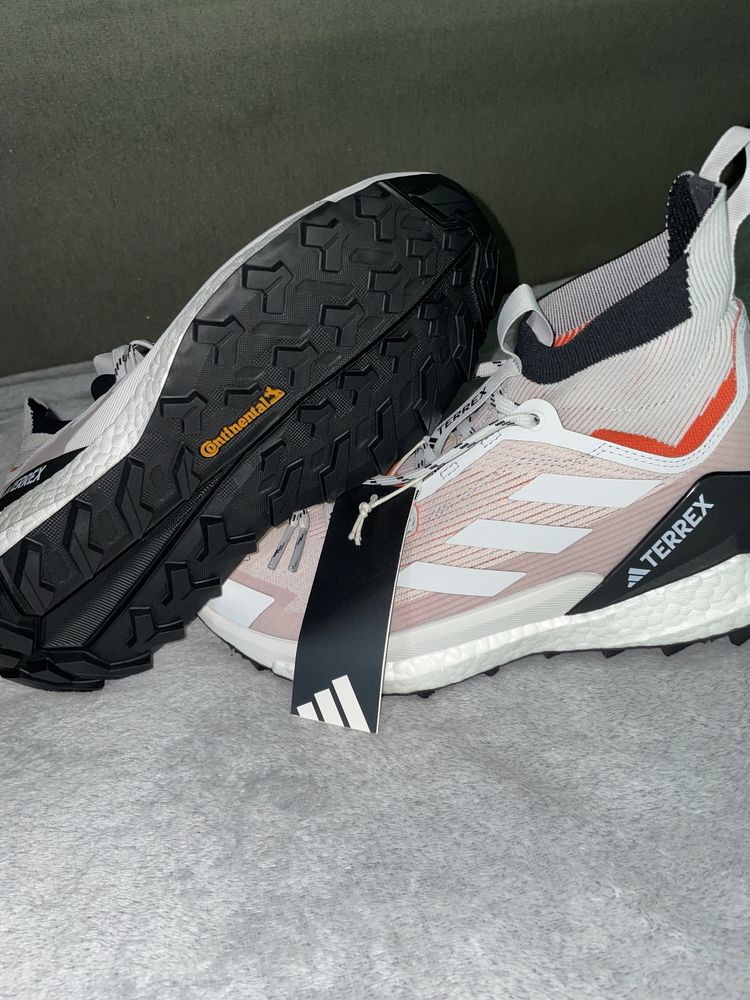 Adidasi de drumetie TERREX FREE HIKER 2.0