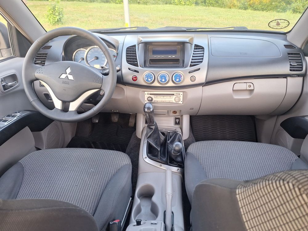Mitsubishi L200! Recent adus! An 2006! 4x4! Kilmatronic!
