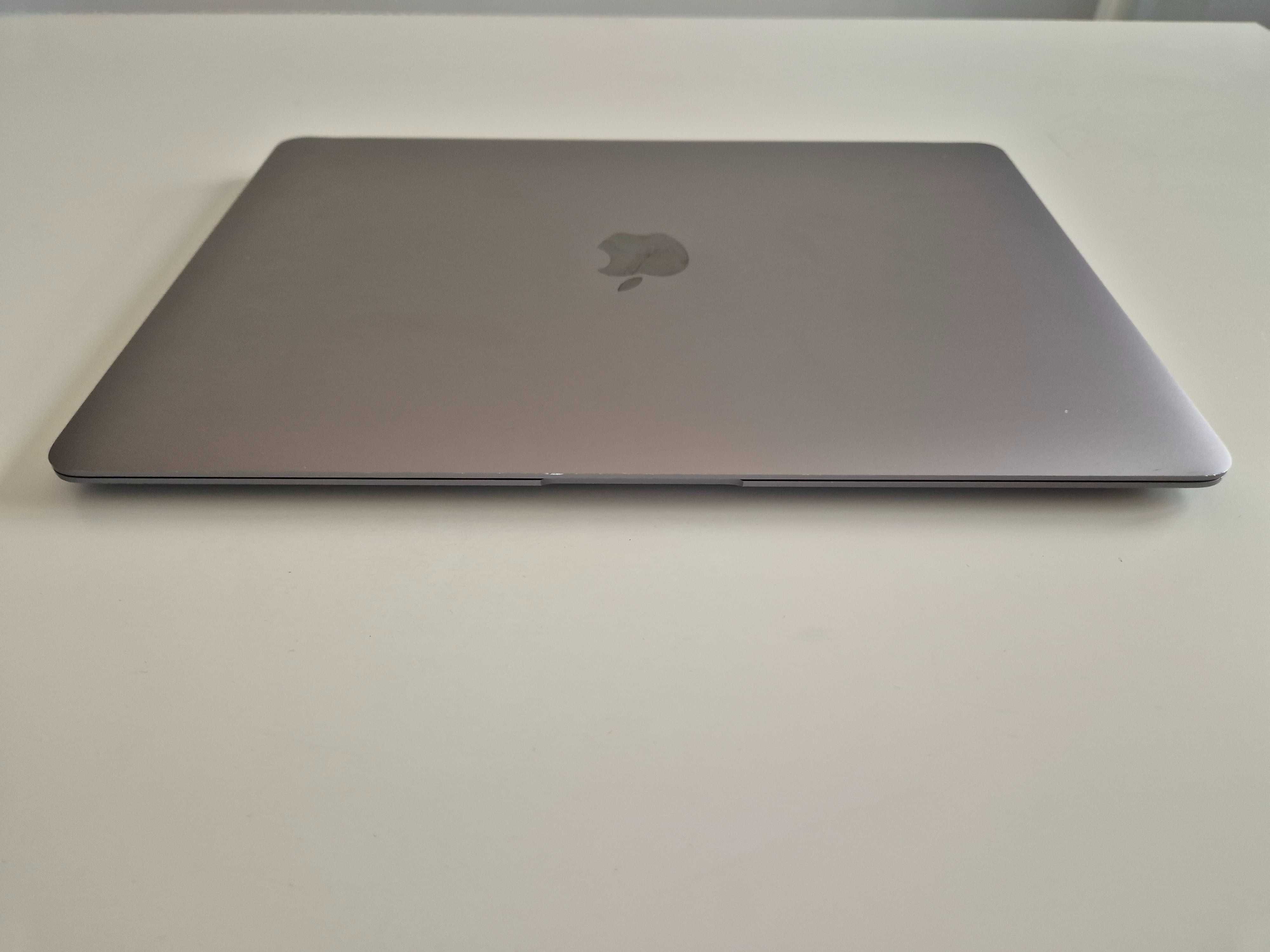 MacBook Air (13" 2020) i7-1060NG7 16GB 512GB SSD, cu Factura si TVA