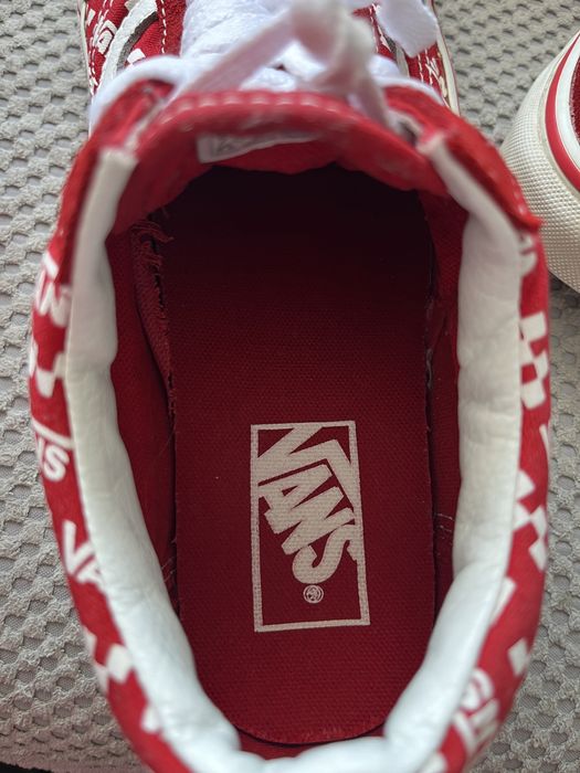 Vans old skool logo print