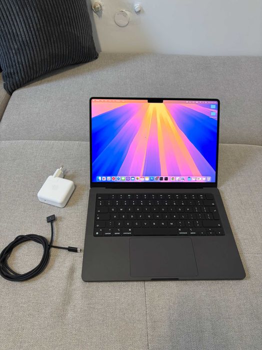 MacBook Pro 14", M4 Max, 48 GB RAM, 1 TB SSD