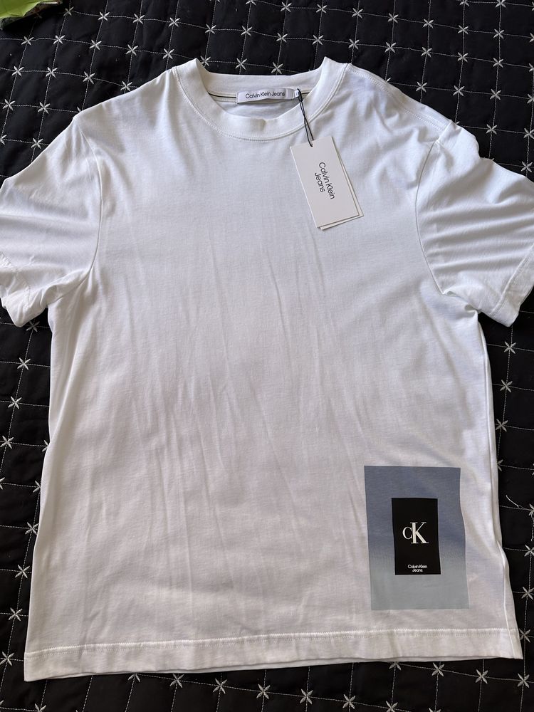 Тениски Calvin Klein , Armani Exchenge