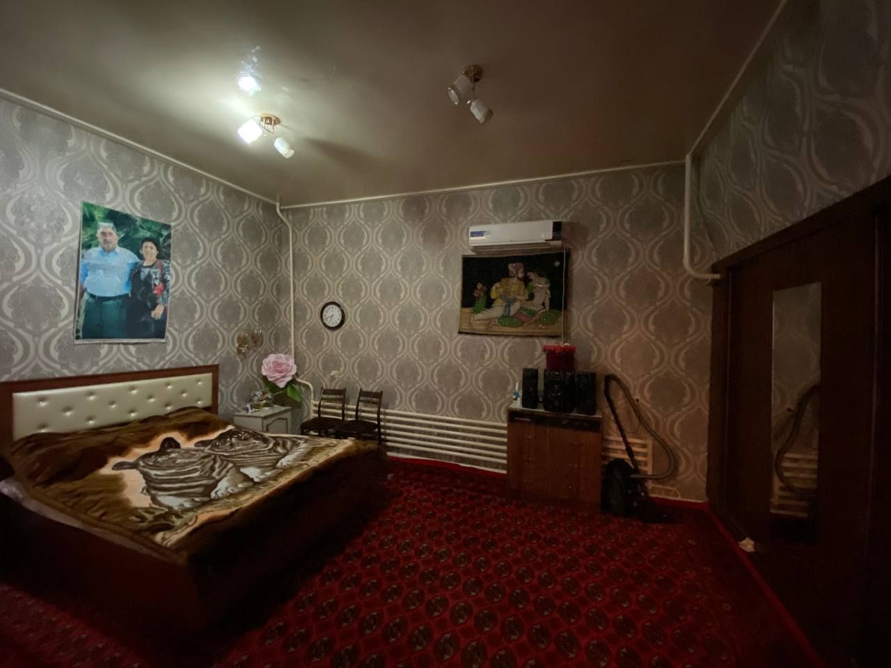 Хавли 5 хонали 2 этаж падвалиям бор регистонда