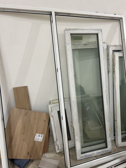 Vand geamuri si usa de balcon termopan