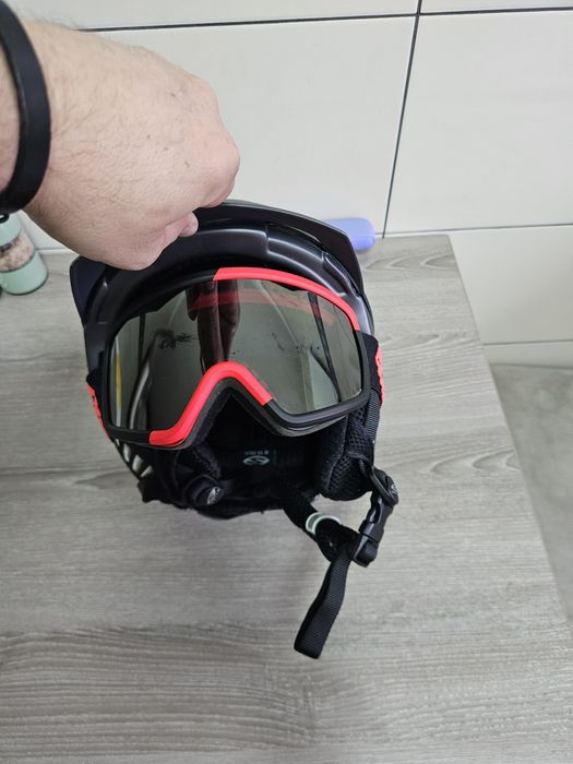 Skiuri 120 cm+clapari+bețe +cască +ochelari