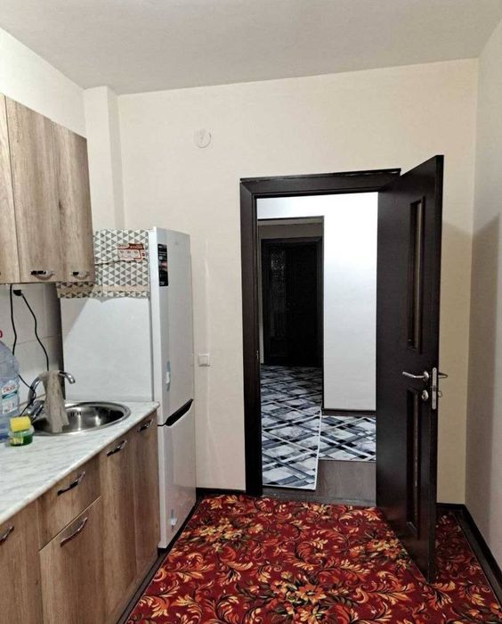 ОЛМОС Метрога! Вояний городок Ижарага квартира бор кызларга