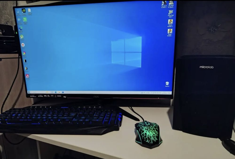 Компьютор в идеальном состочние срочно