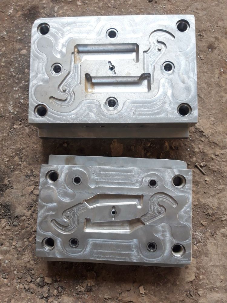 “Din mould” service